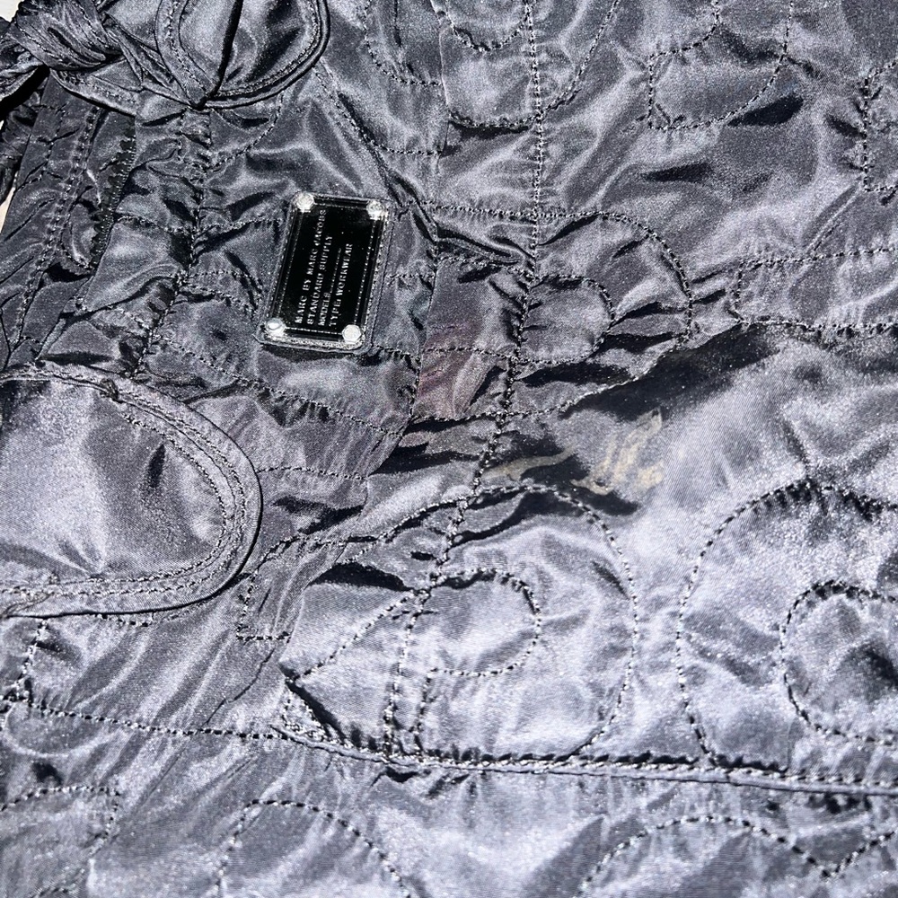 Large Marc by Marc Jacobs bag 1 strap needs to be sewn back on